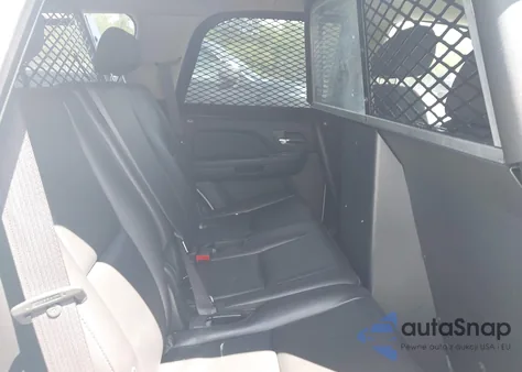 2008 Chevrolet Tahoe Police z USA, uszkodzony, nr VIN 1GNEC03058R267433